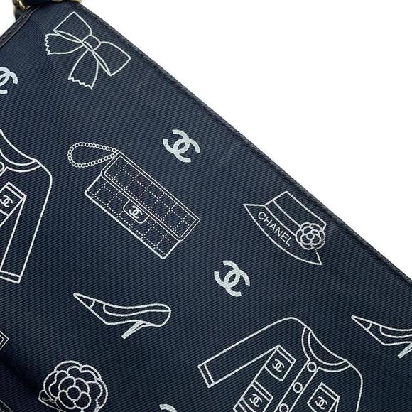 CHANEL Navy Leather Coco Mark Shoulder Bag - Picture 7 of 14